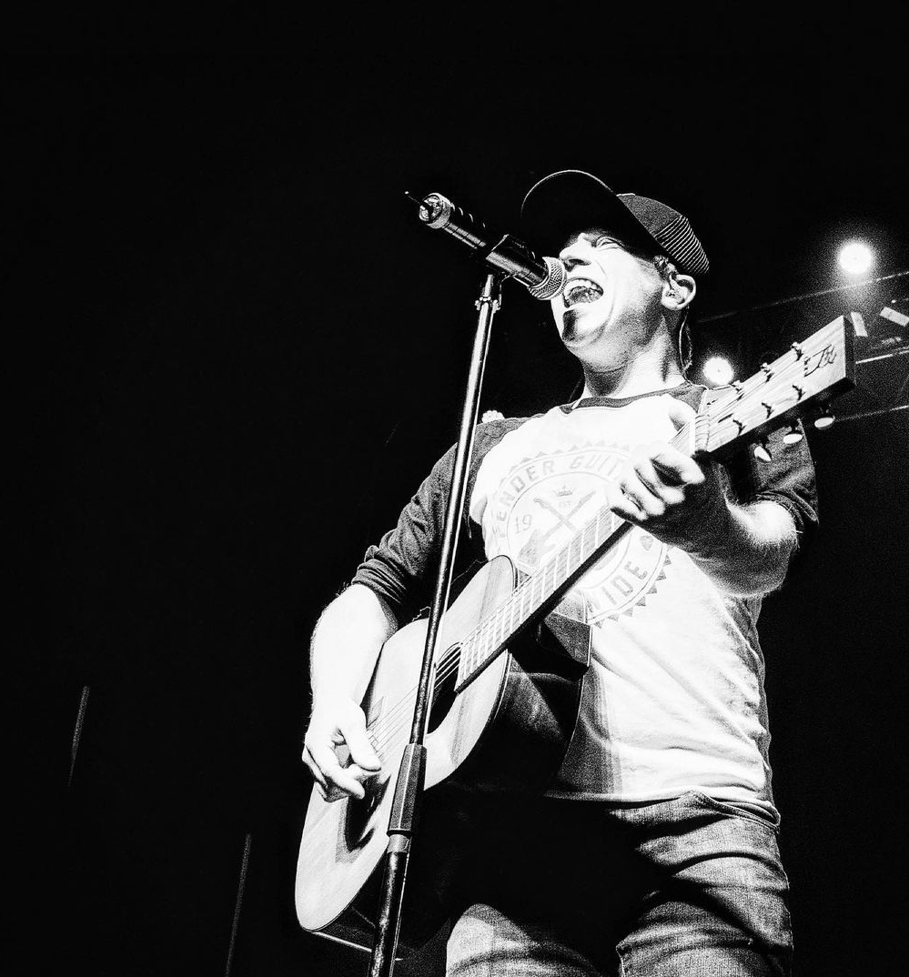 December 10, 2022 - Justin Hogg Performing Live!