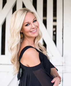 October 14, 2022 - Alecia Aichelle Performing Live!