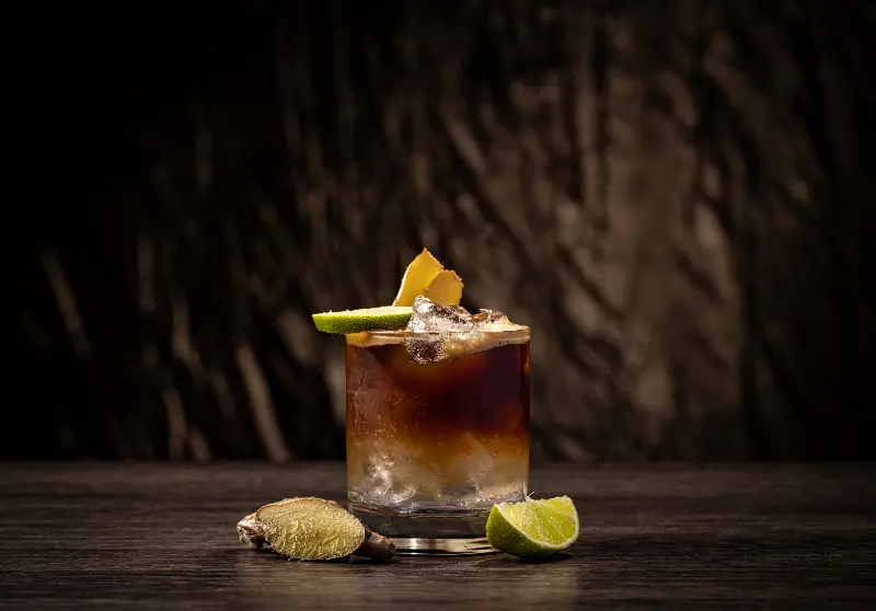 cold-longdrink-or-lemonade-2025-02-21-01-57-11-utc